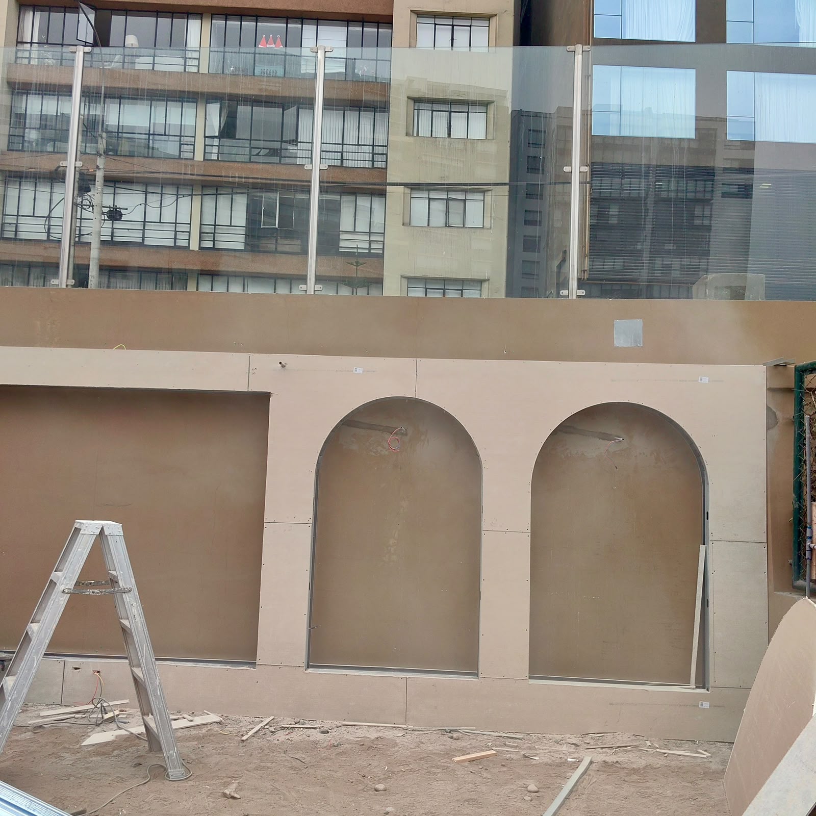 Obra de construcción de BASHITECK en Lima